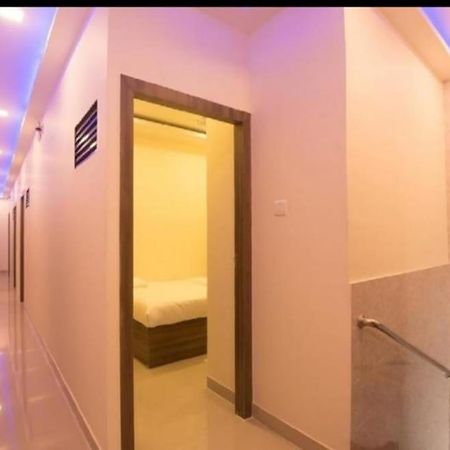 מומביי Hotel Golden Galaxy מראה חיצוני תמונה