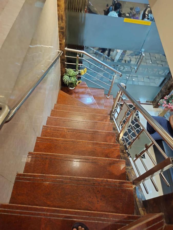 מומביי Hotel Golden Galaxy מראה חיצוני תמונה