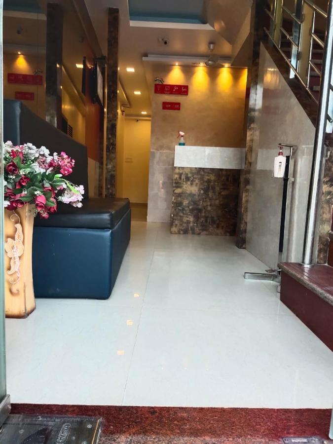 מומביי Hotel Golden Galaxy מראה חיצוני תמונה