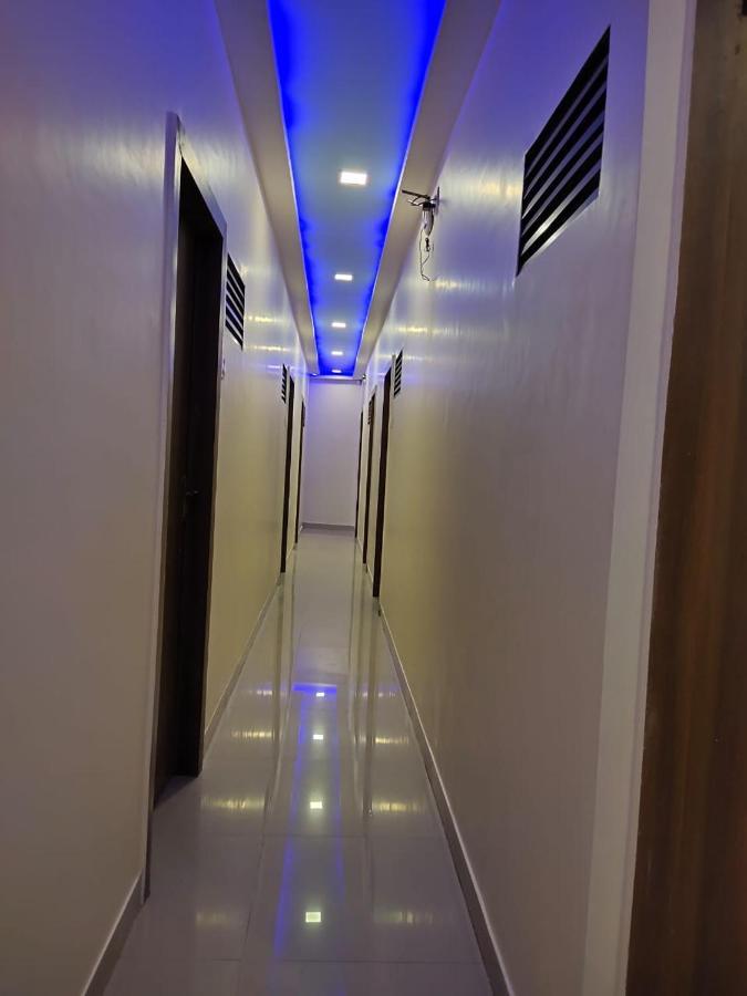 מומביי Hotel Golden Galaxy מראה חיצוני תמונה